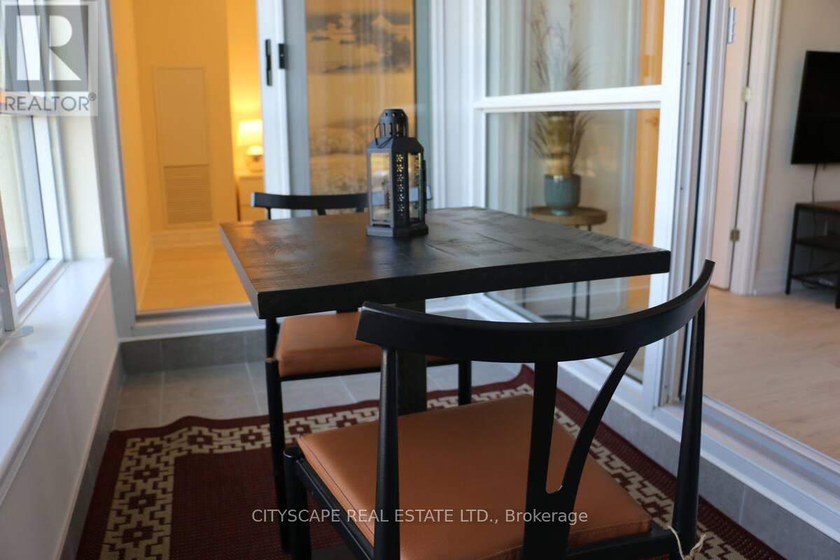 320 - 9085 Jane Street, Vaughan (Concord), Ontario  L4K 0L8 - Photo 12 - N12882272