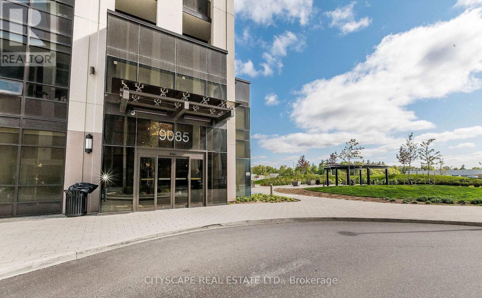 320 - 9085 Jane Street, Vaughan (Concord), Ontario  L4K 0L8 - Photo 3 - N12882272