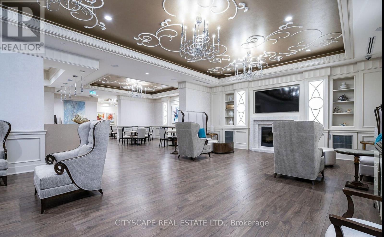 320 - 9085 Jane Street, Vaughan (Concord), Ontario  L4K 0L8 - Photo 4 - N12882272