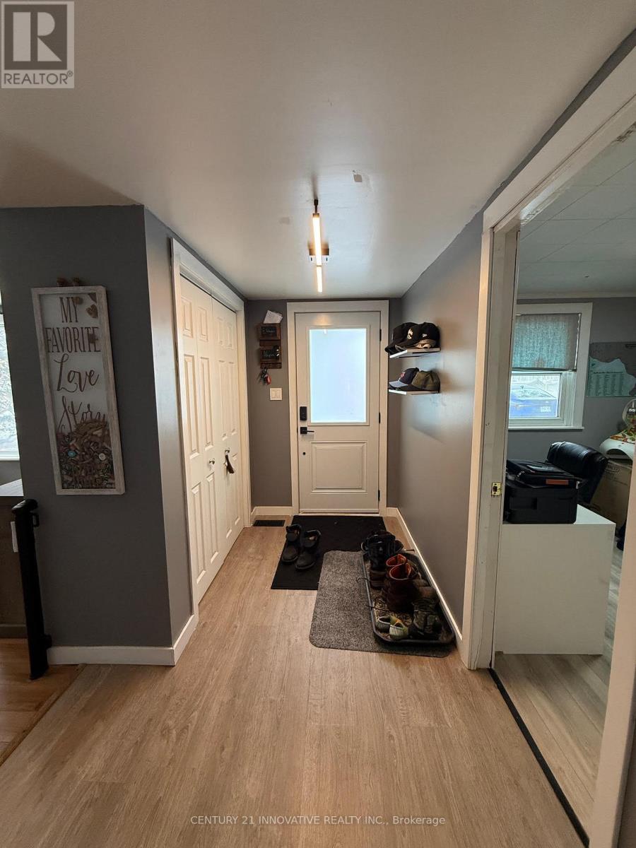 28700 On-12 Highway, Brock (Beaverton), Ontario  L0K 1A0 - Photo 3 - N12882396