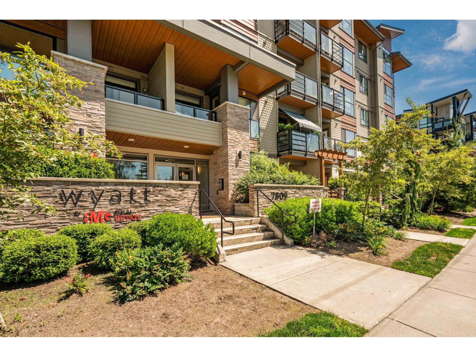 313 7809 209 Street, Langley, British Columbia  V2Y 3N6 - Photo 3 - R3099306