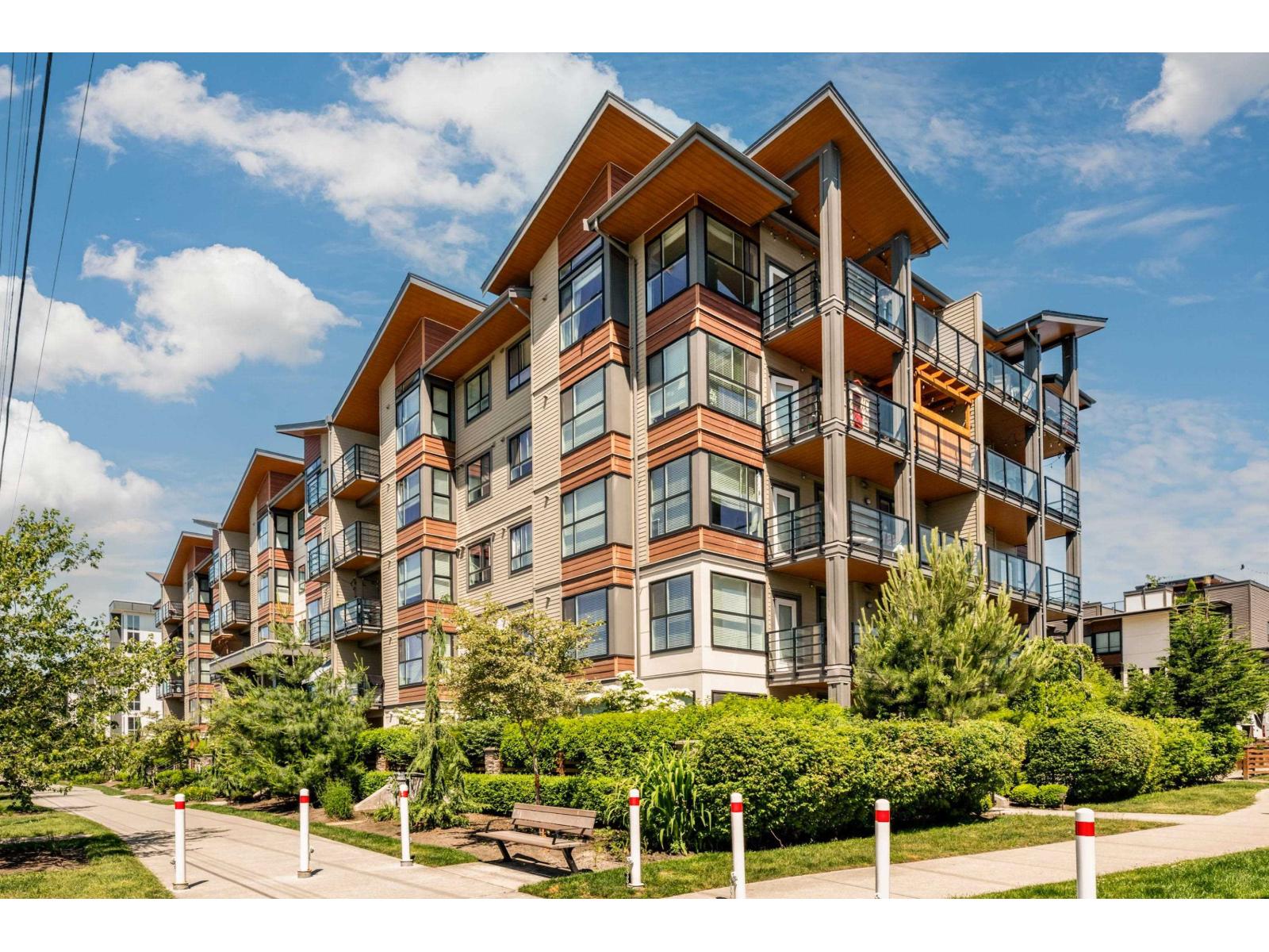 313 7809 209 Street, Langley, British Columbia  V2Y 3N6 - Photo 2 - R3099306