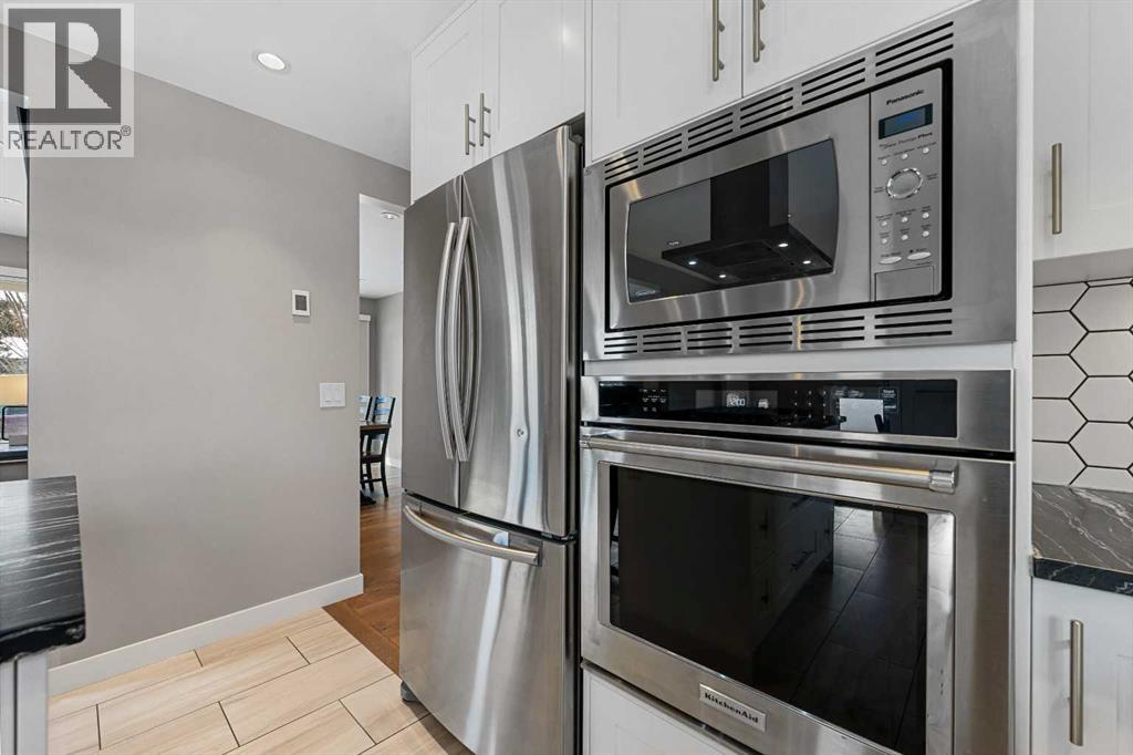 7928 36 Avenue Nw, Calgary, Alberta  T3B 1V7 - Photo 13 - A2292887