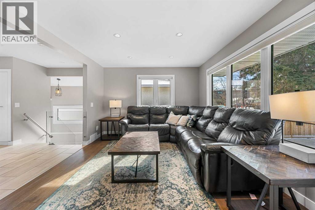 7928 36 Avenue Nw, Calgary, Alberta  T3B 1V7 - Photo 25 - A2292887