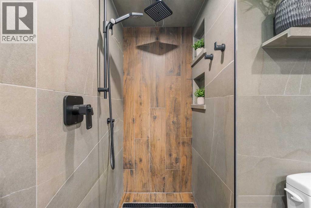 7928 36 Avenue Nw, Calgary, Alberta  T3B 1V7 - Photo 40 - A2292887