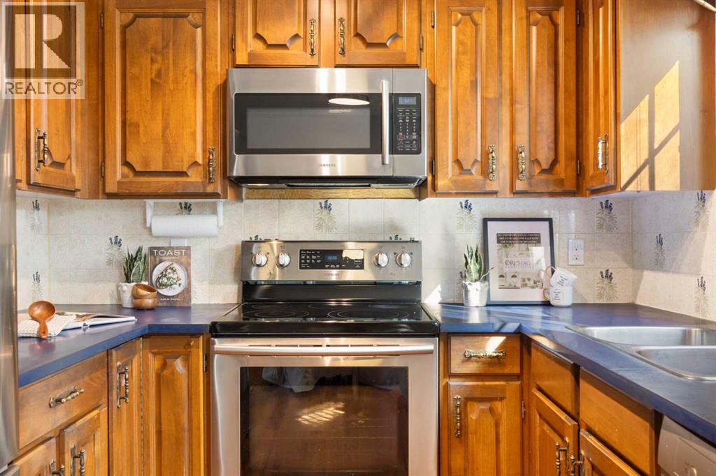 12 Castlefall Road Ne, Calgary, Alberta  T3J 1M9 - Photo 13 - A2293054