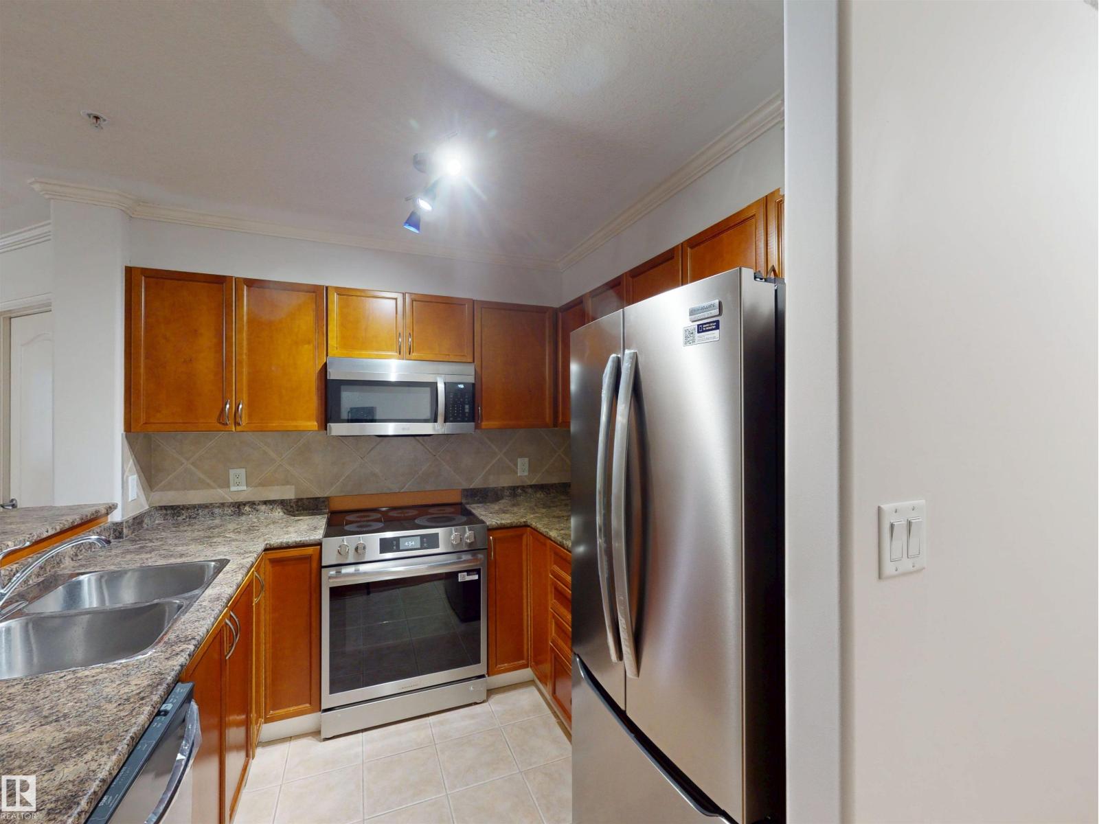 #115 9938 104 St Nw Nw, Edmonton, Alberta  T5K 2X7 - Photo 10 - E4477459