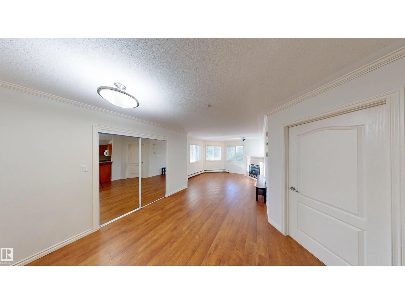 #115 9938 104 St Nw Nw, Edmonton, Alberta  T5K 2X7 - Photo 12 - E4477459