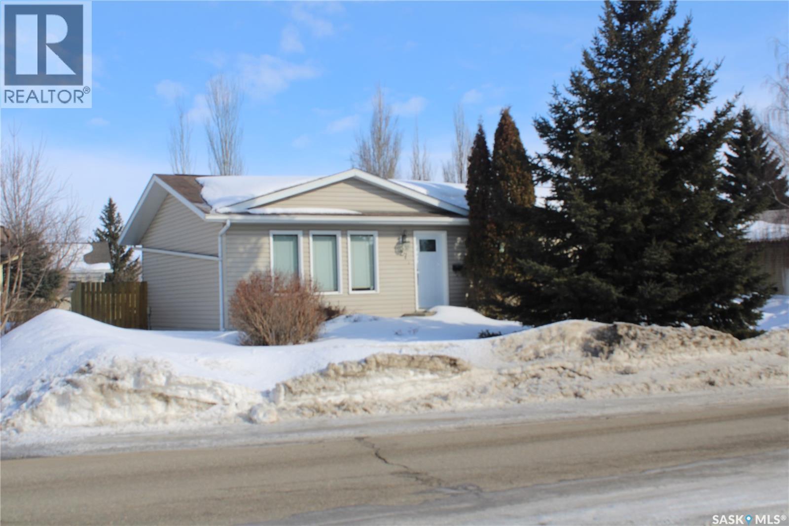 27 Morrison DRIVE, yorkton, Saskatchewan