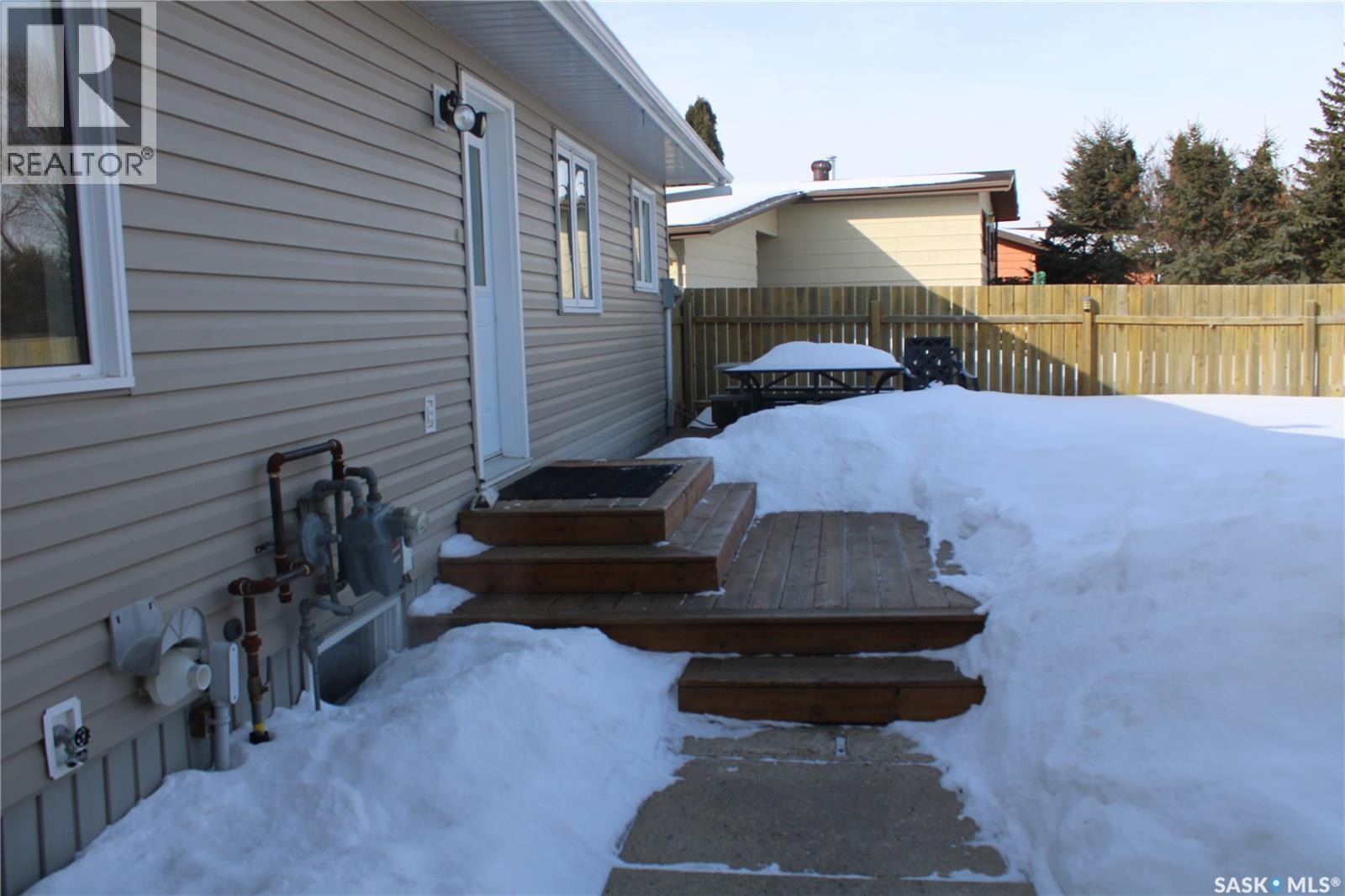 27 Morrison Drive, Yorkton, Saskatchewan  S3N 3W5 - Photo 32 - SK030434