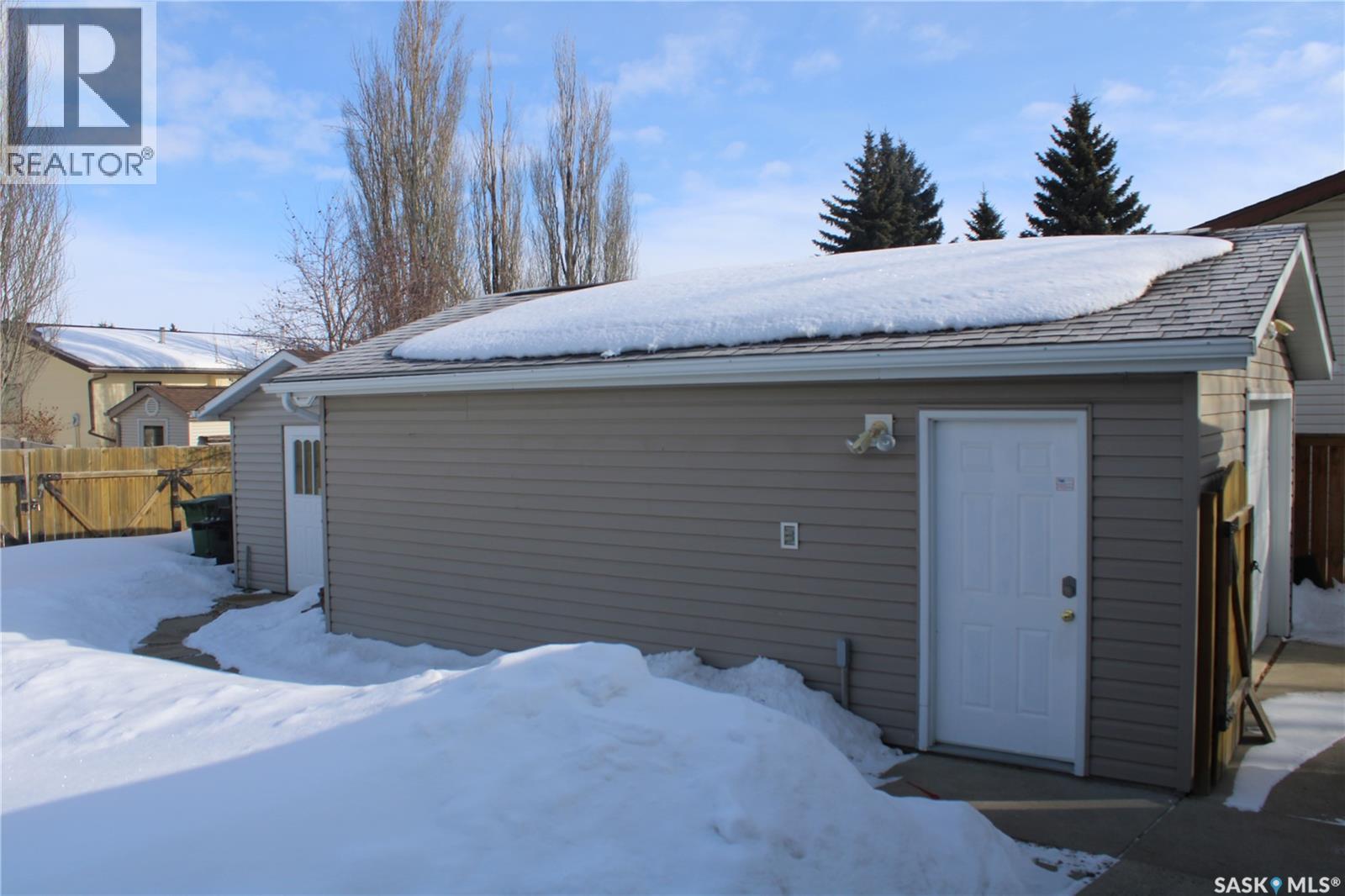 27 Morrison Drive, Yorkton, Saskatchewan  S3N 3W5 - Photo 36 - SK030434