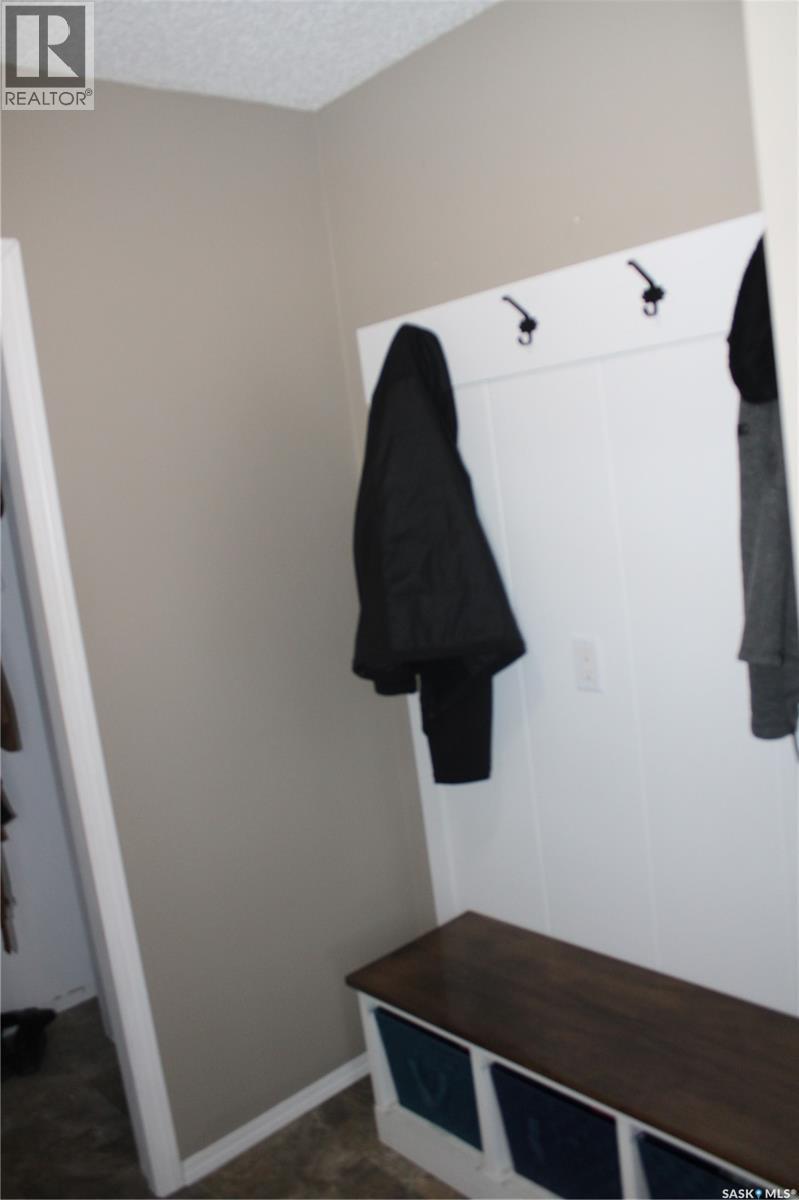 27 Morrison Drive, Yorkton, Saskatchewan  S3N 3W5 - Photo 8 - SK030434