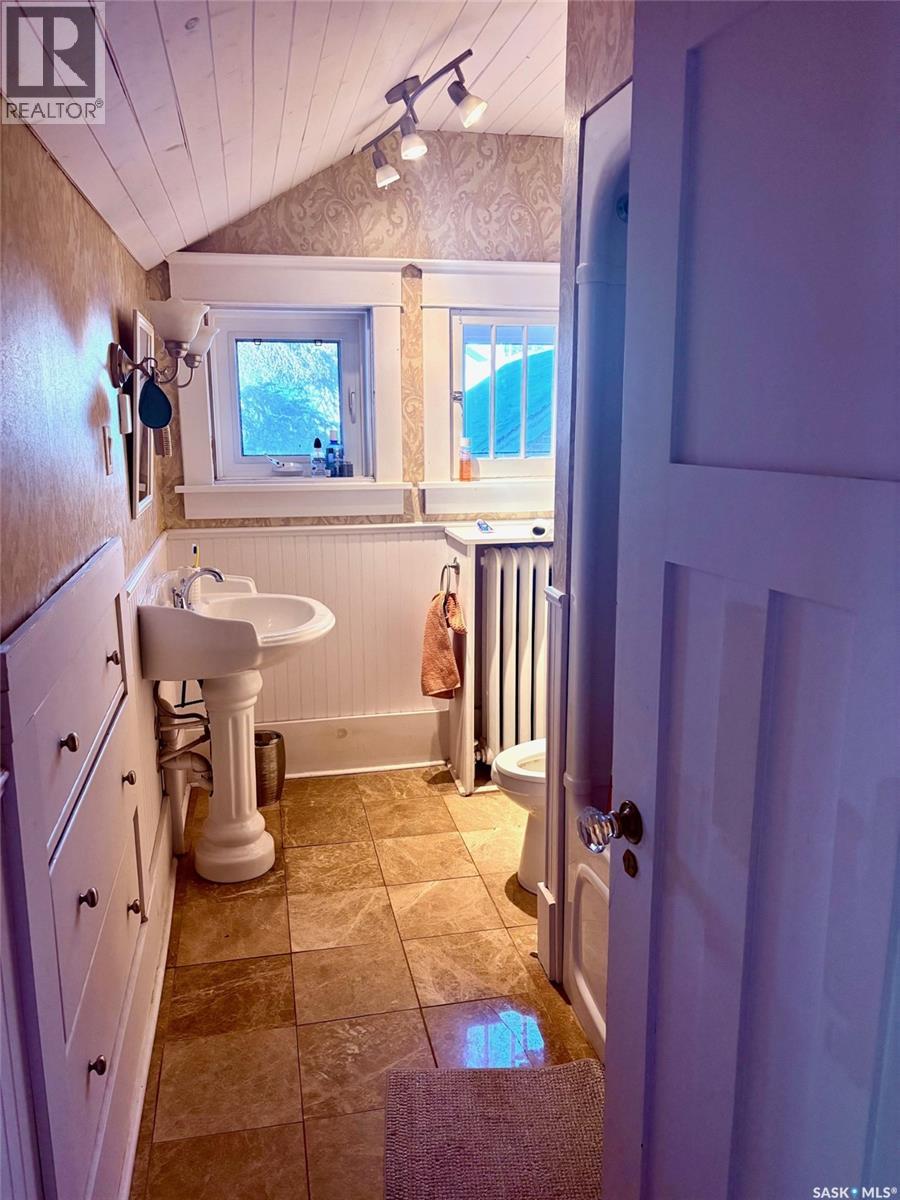 140 3rd Avenue N, Yorkton, Saskatchewan  S3N 1C5 - Photo 22 - SK030292