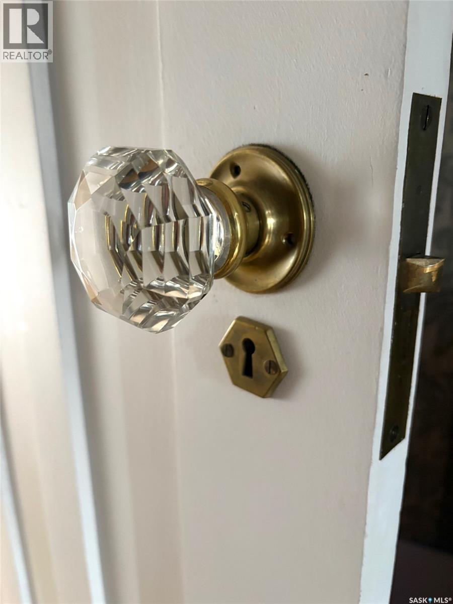 140 3rd Avenue N, Yorkton, Saskatchewan  S3N 1C5 - Photo 6 - SK030292