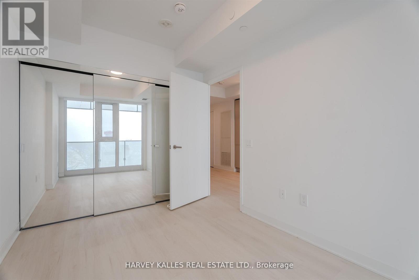 5211 - 3900 Confederation Parkway, Mississauga (City Centre), Ontario  L5B 0M3 - Photo 17 - W12882178