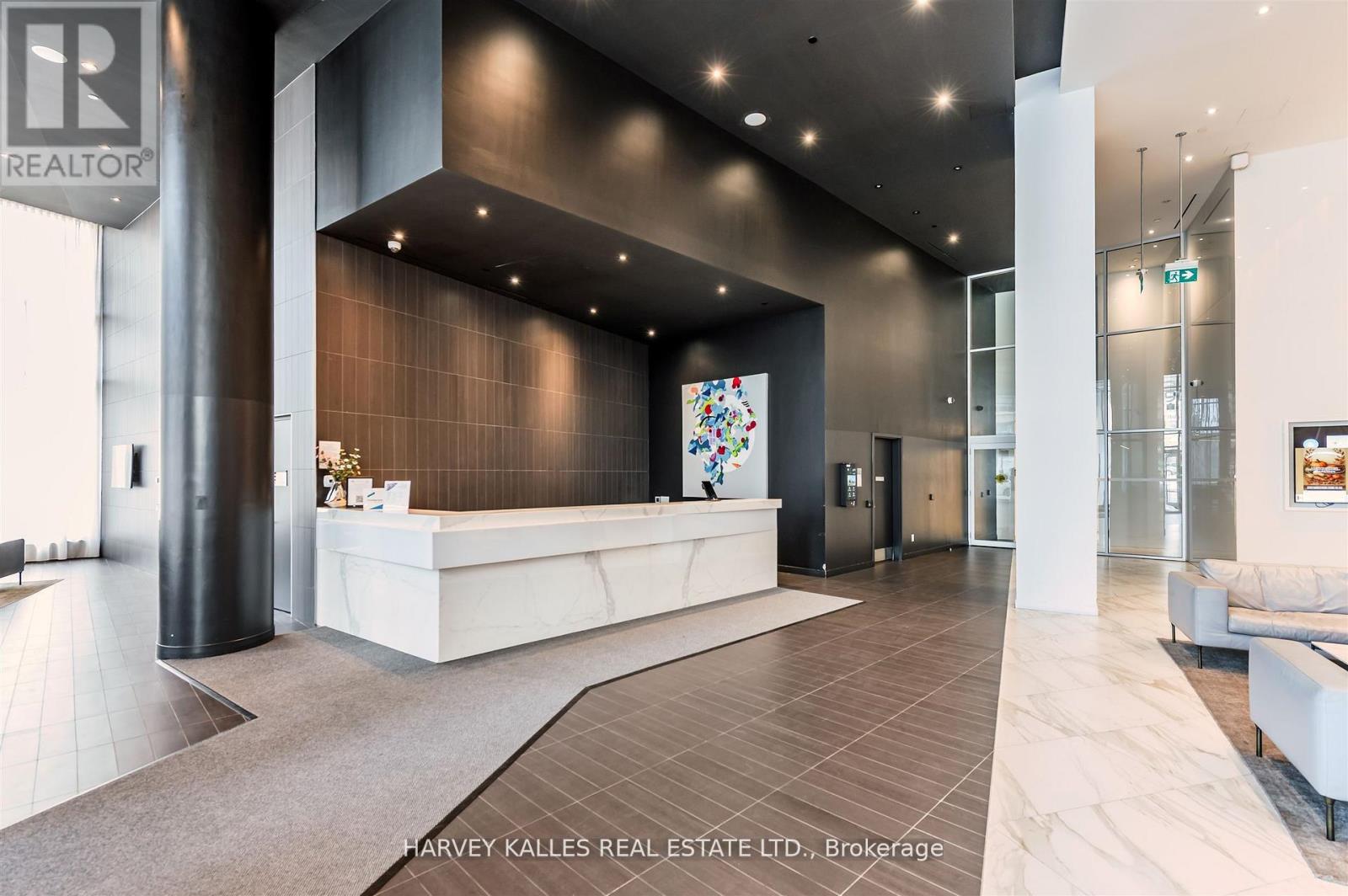 5211 - 3900 Confederation Parkway, Mississauga (City Centre), Ontario  L5B 0M3 - Photo 7 - W12882178