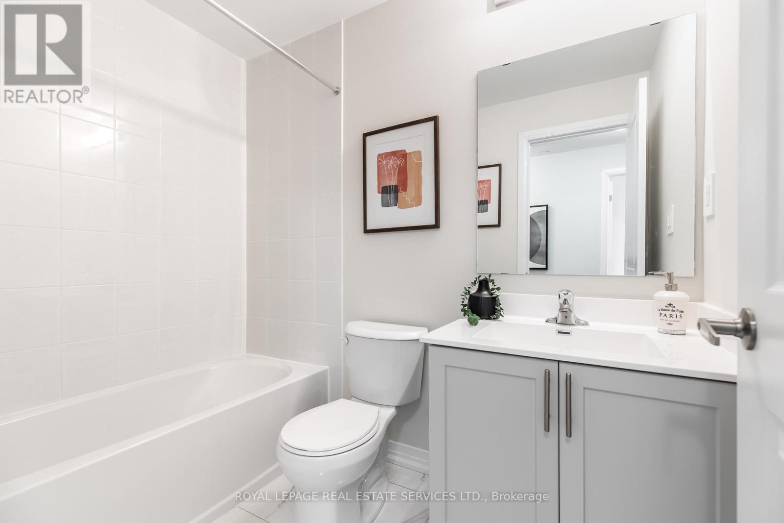 112 - 1597 Rose Way, Milton, Ontario  L9E 1N4 - Photo 29 - W12882216