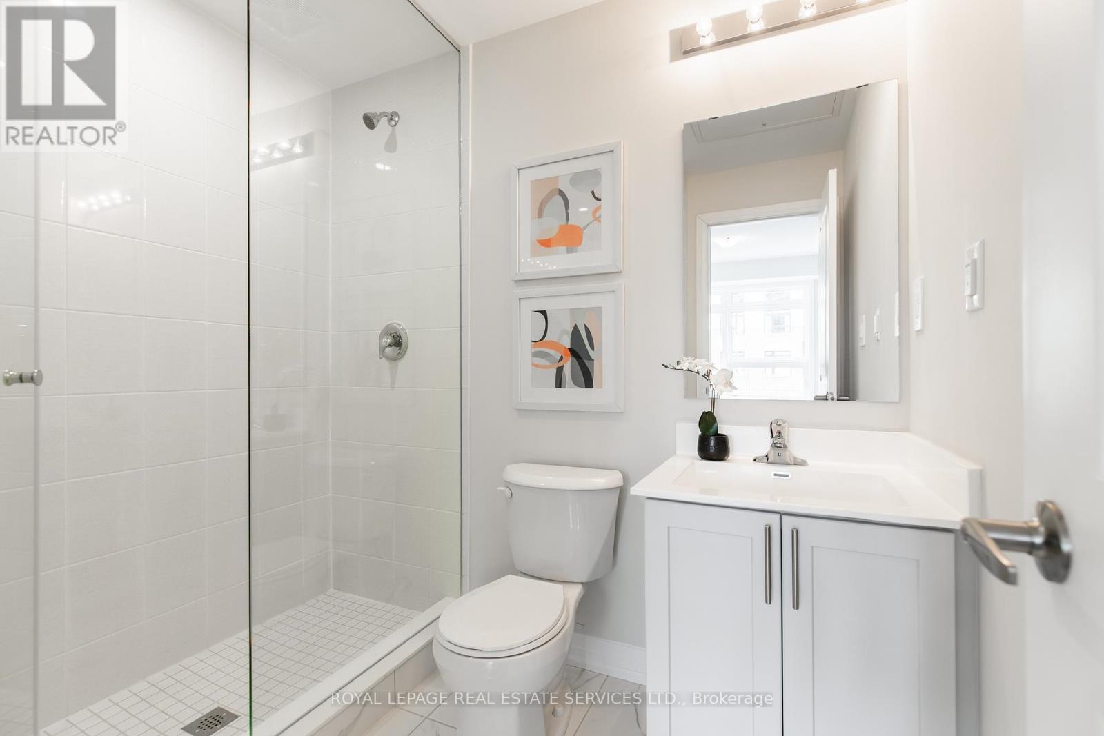 112 - 1597 Rose Way, Milton, Ontario  L9E 1N4 - Photo 35 - W12882216