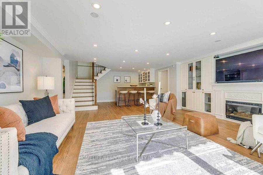 3640 Burnbrae Drive, Mississauga, Ontario  L5C 2N7 - Photo 27 - W12882236