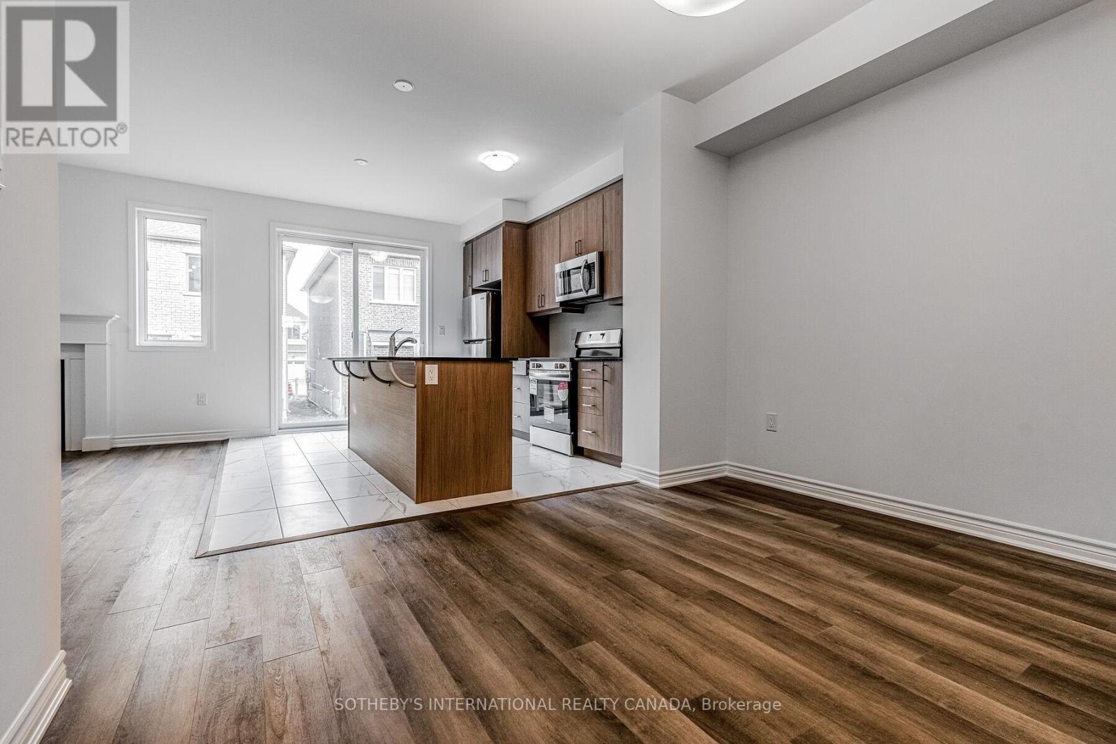 1782 Thames Circle, Milton (Bw Bowes), Ontario  L9E 1Y5 - Photo 5 - W12882238