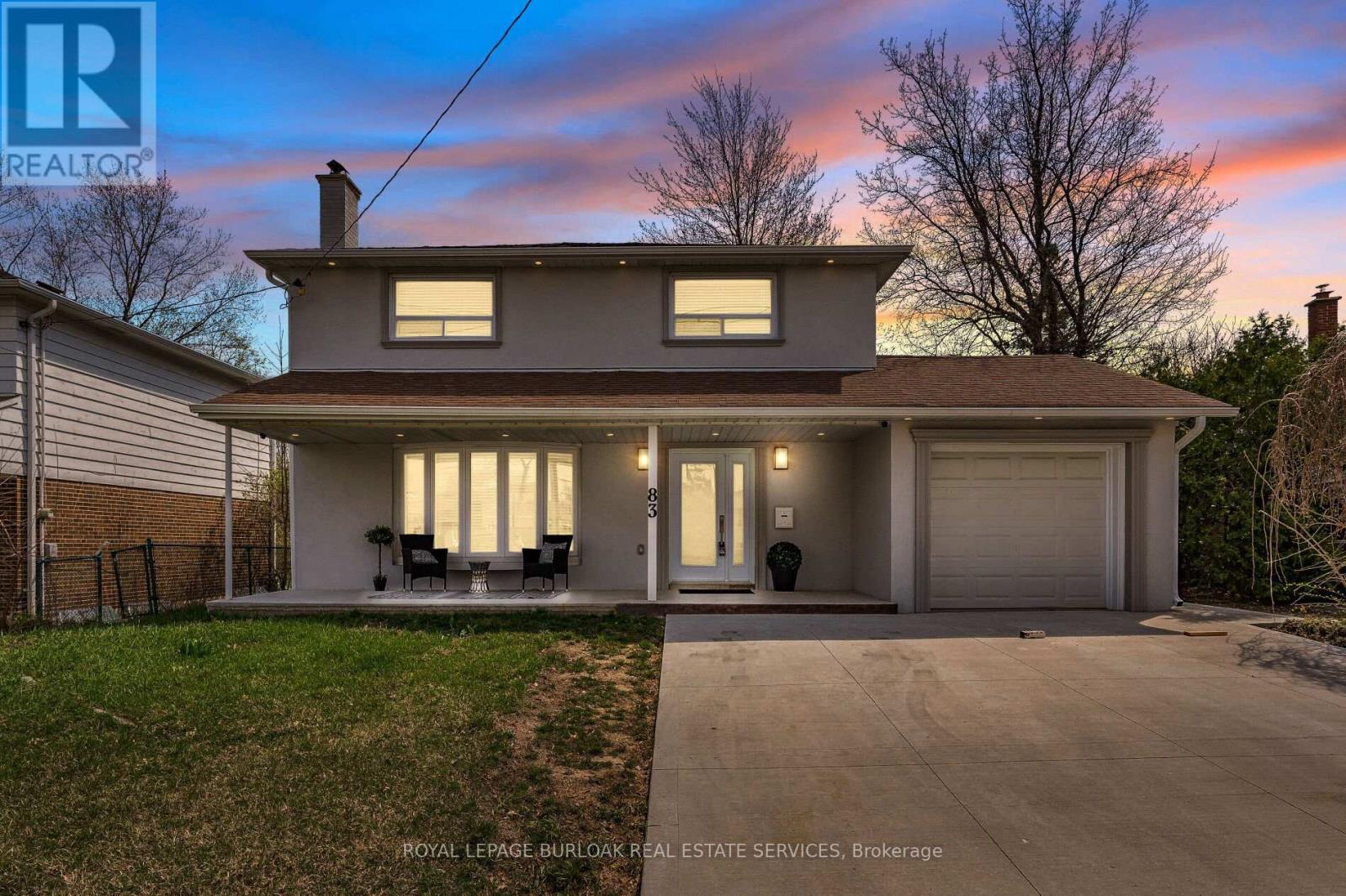 <div class="slider-price">$1,299,000</div><p>83 Shendale Drive, Toronto, Ontario</p>