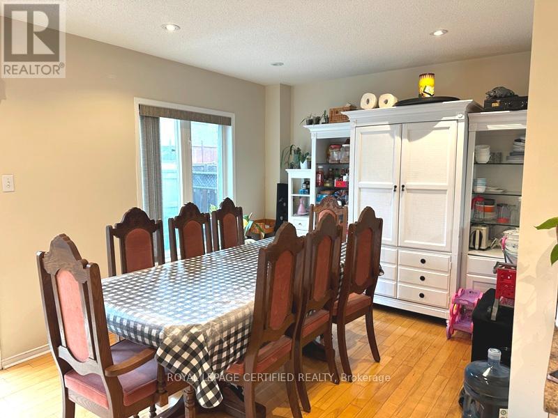 3271 Flagstone Drive, Mississauga, Ontario  L5M 7T8 - Photo 10 - W12882306