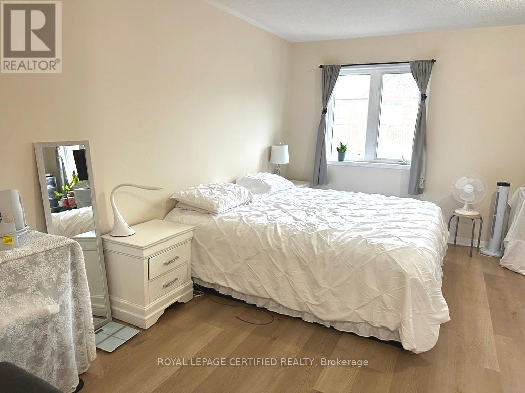 3271 Flagstone Drive, Mississauga, Ontario  L5M 7T8 - Photo 15 - W12882306