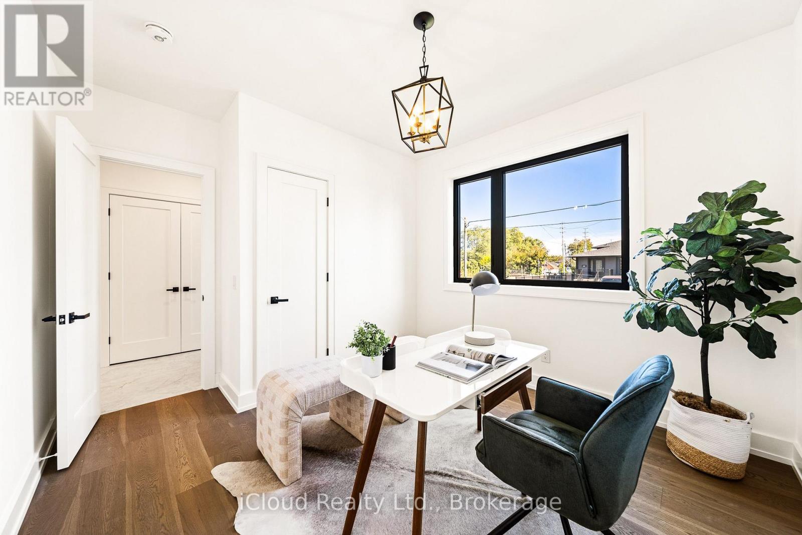 1140 Ogden Avenue, Mississauga, Ontario  L5E 2G9 - Photo 19 - W12882312