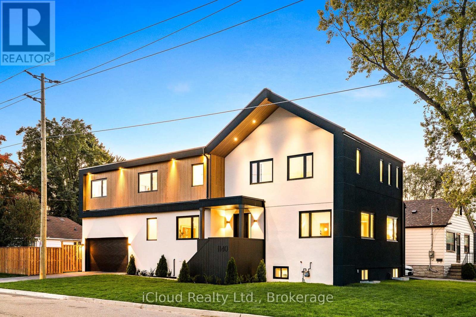 1140 Ogden Avenue, Mississauga, Ontario  L5E 2G9 - Photo 3 - W12882312