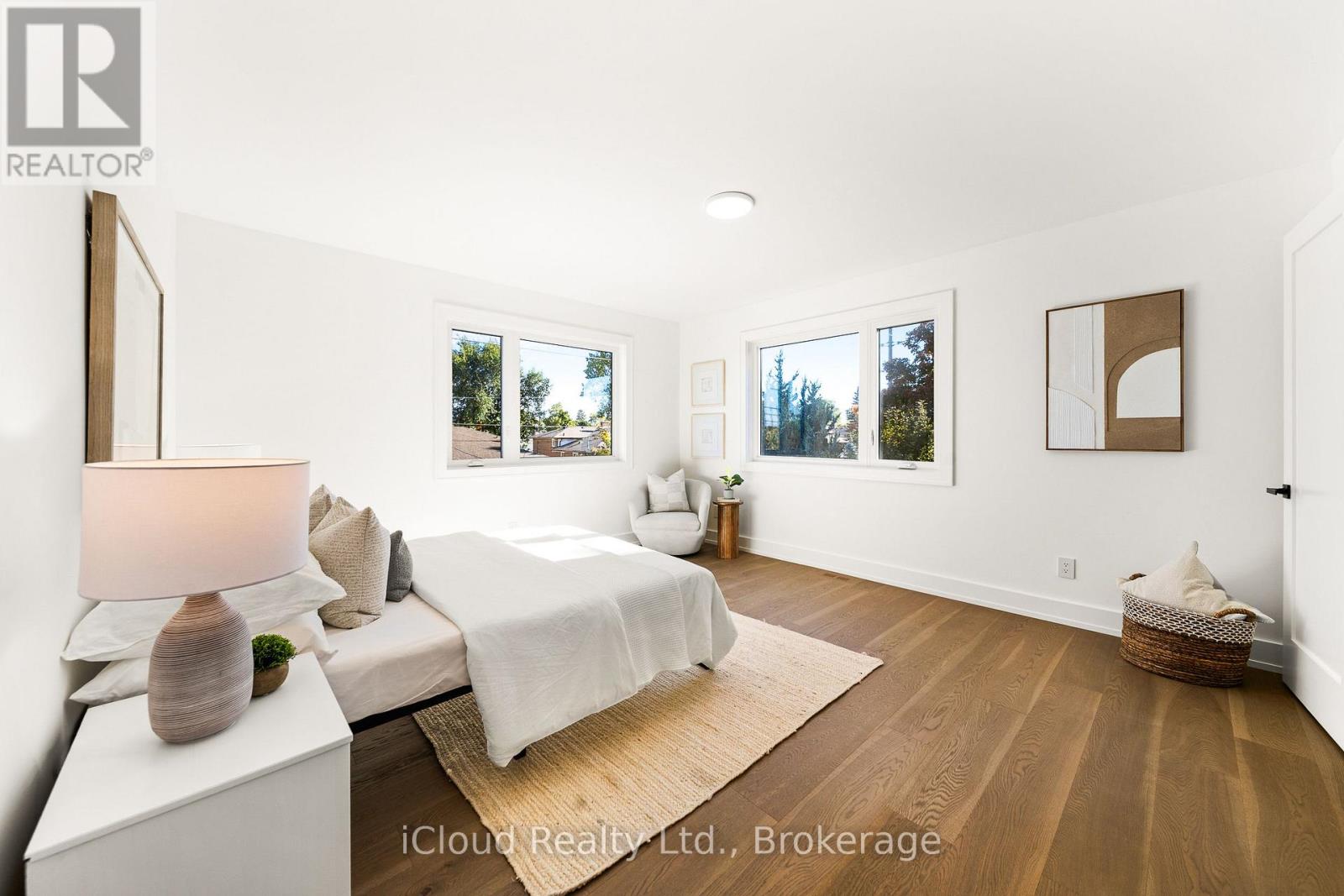 1140 Ogden Avenue, Mississauga, Ontario  L5E 2G9 - Photo 31 - W12882312