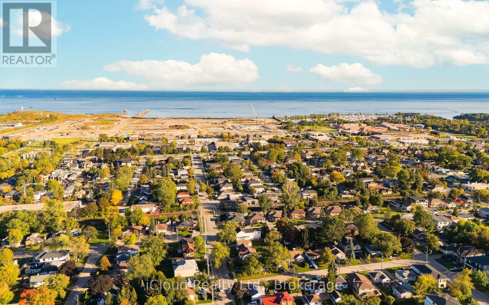 1140 Ogden Avenue, Mississauga, Ontario  L5E 2G9 - Photo 49 - W12882312