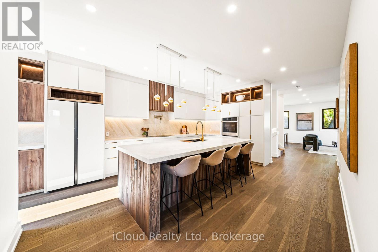 1140 Ogden Avenue, Mississauga, Ontario  L5E 2G9 - Photo 8 - W12882312