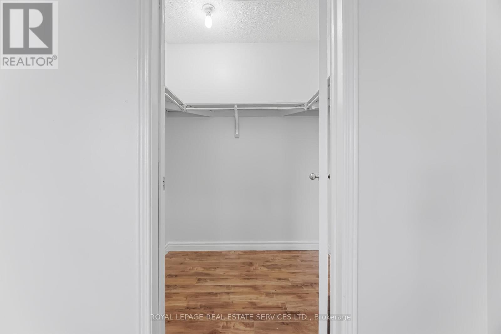 20 Dells Crescent, Brampton, Ontario  L7A 2K4 - Photo 16 - W12882376