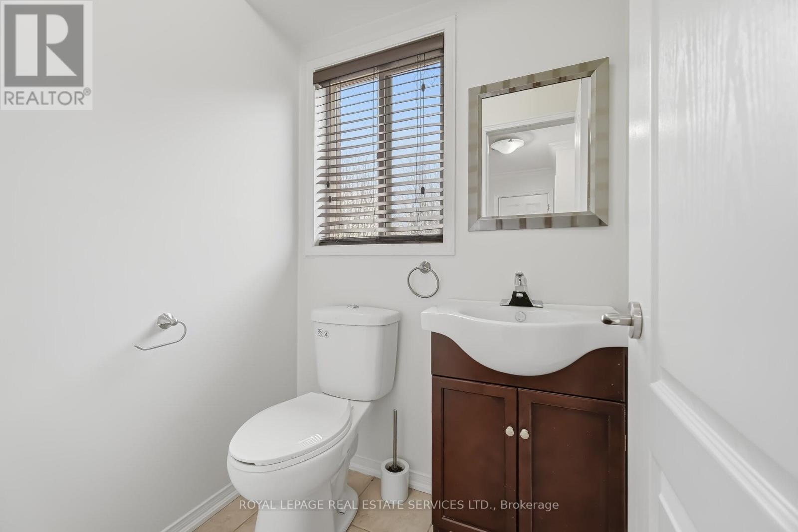 20 Dells Crescent, Brampton, Ontario  L7A 2K4 - Photo 22 - W12882376