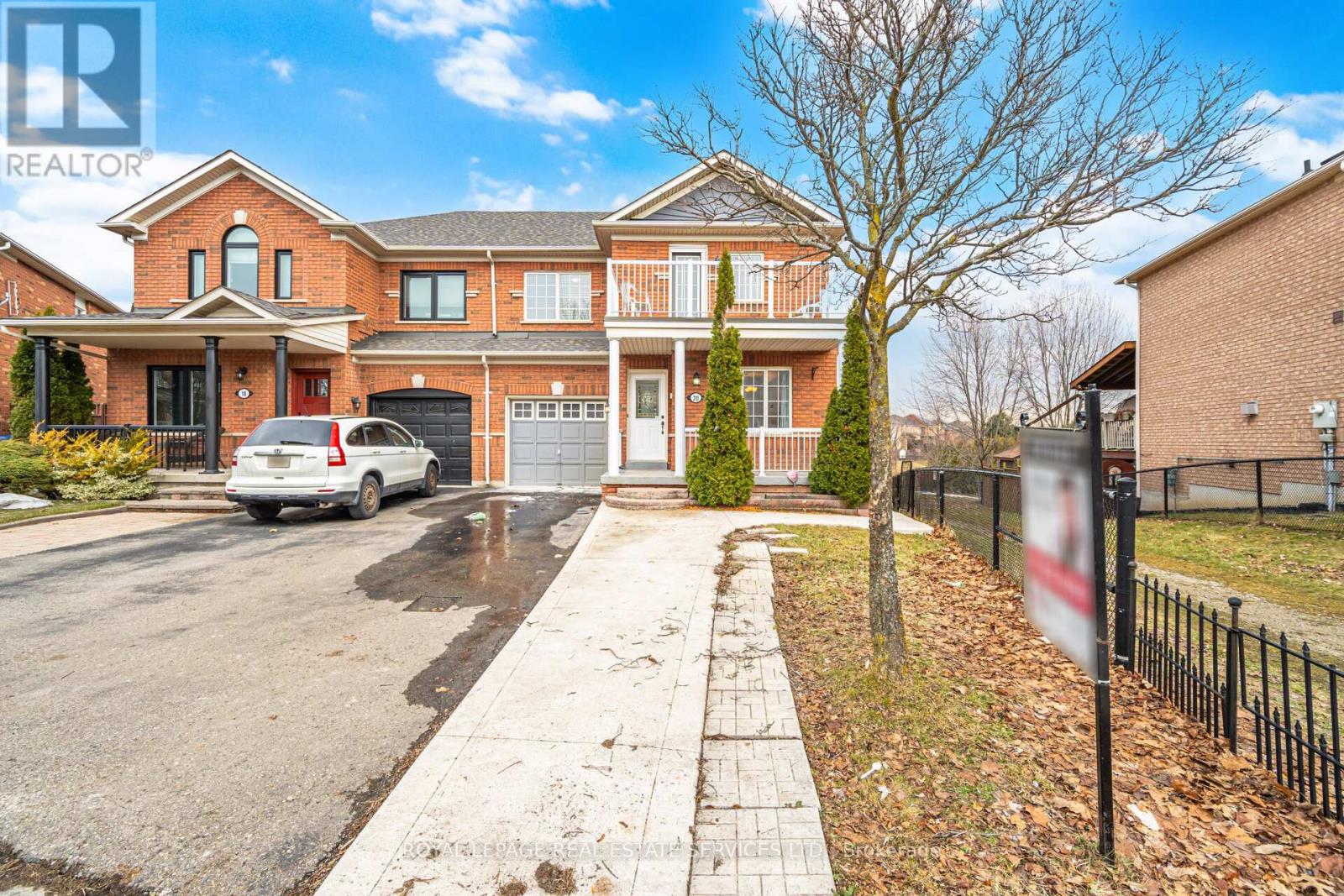 20 Dells Crescent, Brampton, Ontario  L7A 2K4 - Photo 3 - W12882376