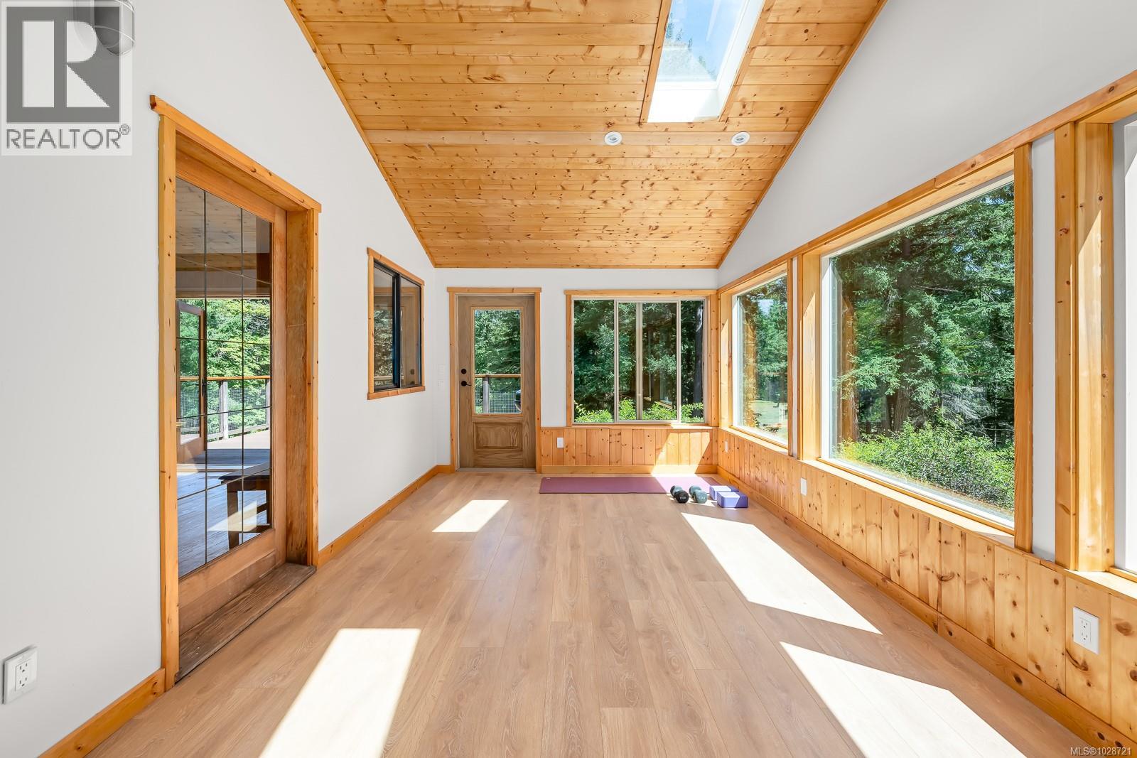 9900 Greenhill Rd, Denman Island, British Columbia  V0R 1T0 - Photo 15 - 1028721