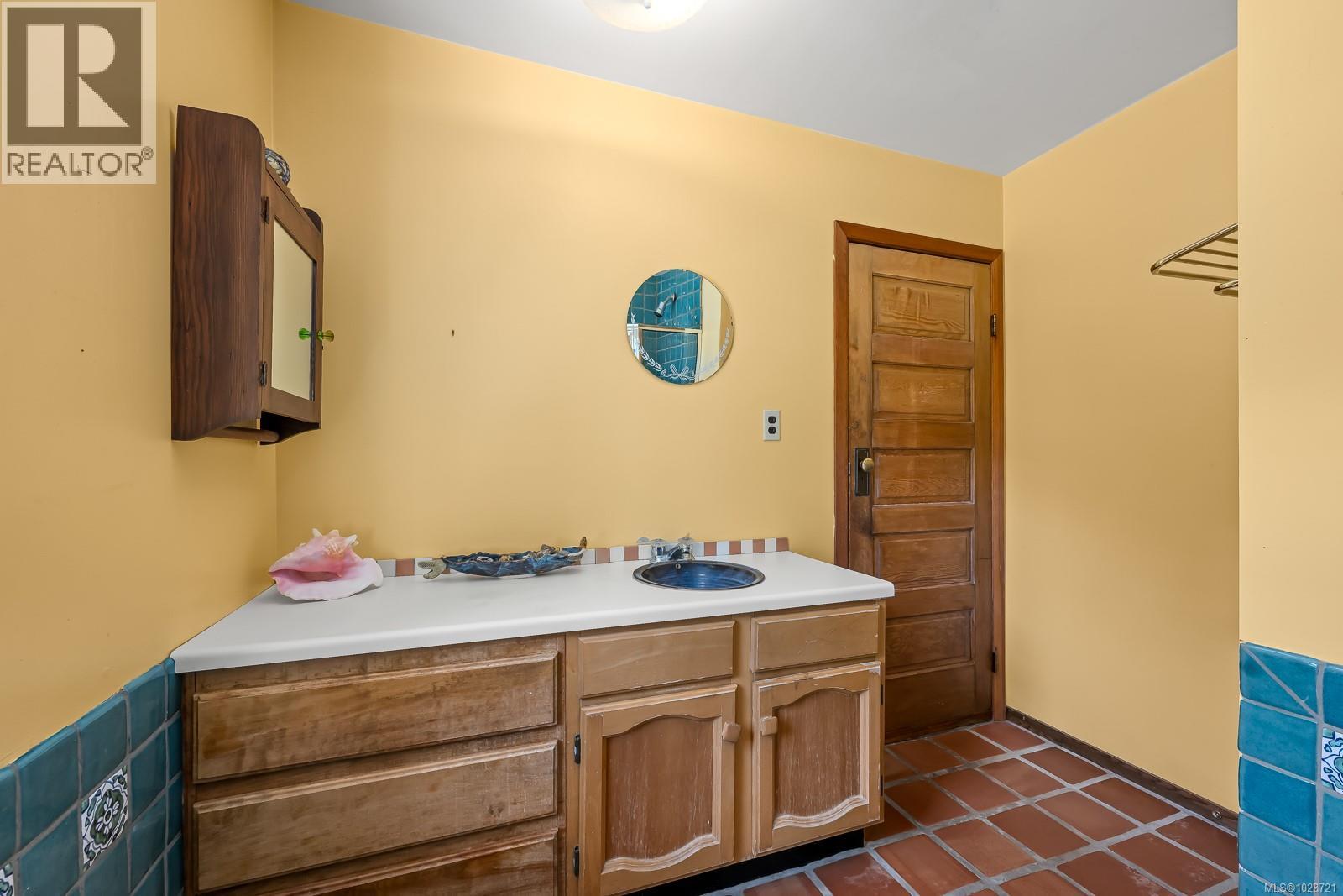 9900 Greenhill Rd, Denman Island, British Columbia  V0R 1T0 - Photo 18 - 1028721