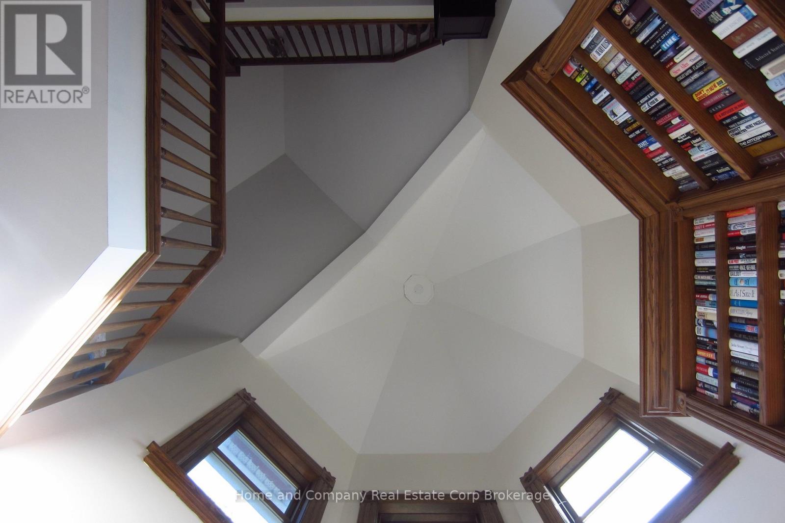 191 Cobourg Street, Stratford, Ontario  N5A 3E9 - Photo 14 - X12879678