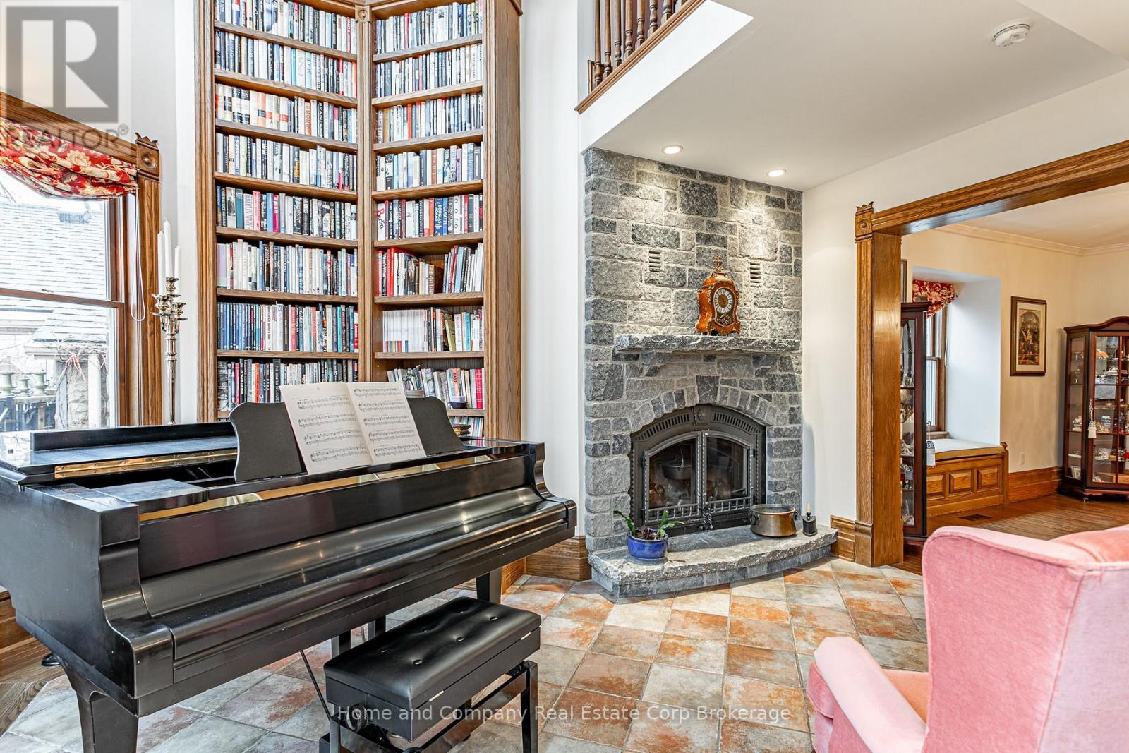 191 Cobourg Street, Stratford, Ontario  N5A 3E9 - Photo 9 - X12879678