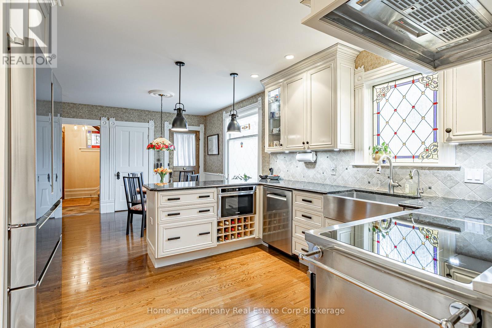 191 Cobourg Street, Stratford, Ontario  N5A 3E9 - Photo 8 - X12879678