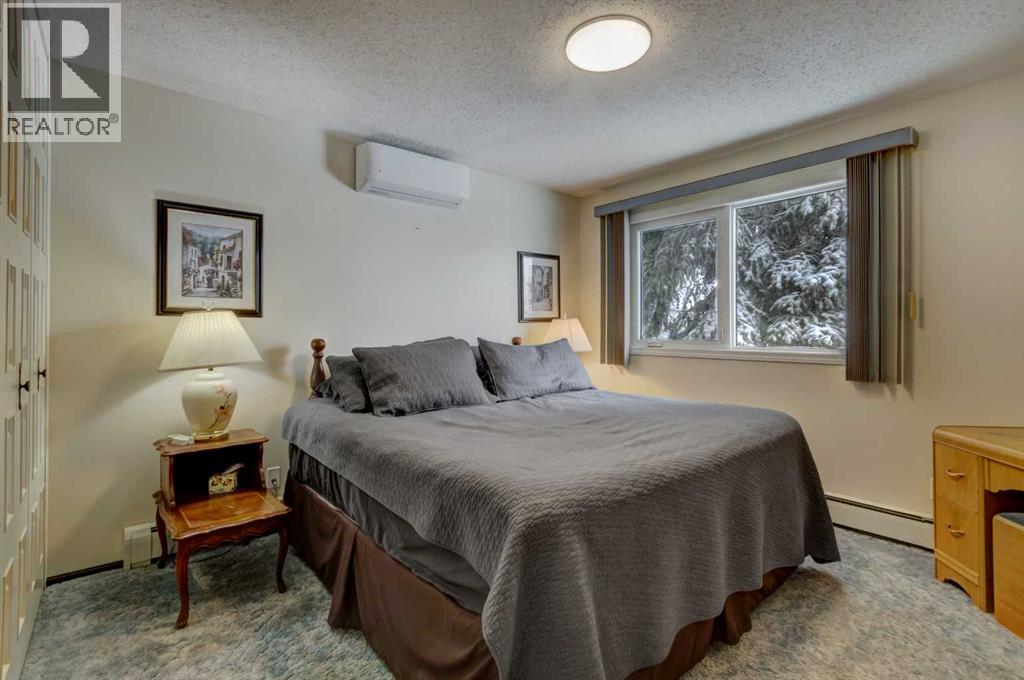 703 Memorial Avenue, Vulcan, Alberta  T0L 2B0 - Photo 22 - A2293238