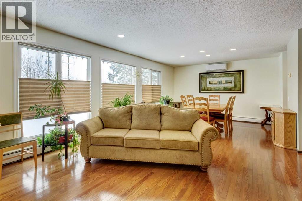 703 Memorial Avenue, Vulcan, Alberta  T0L 2B0 - Photo 8 - A2293238