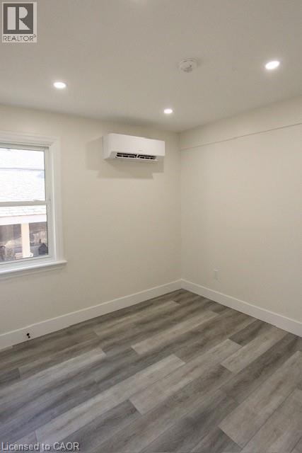 209 East 32nd Street Unit# 1, Hamilton, Ontario  L8V 3S3 - Photo 10 - 40812217