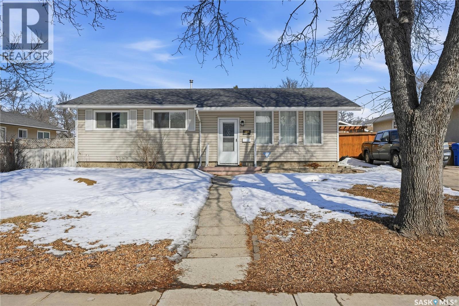 6114 1st Avenue N, Regina, Saskatchewan  S4T 6Z7 - Photo 1 - SK030416