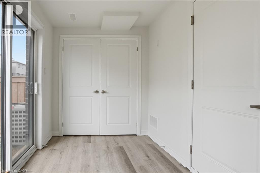 32 Radison Lane, Hamilton, Ontario  L8H 0B5 - Photo 23 - 40812121