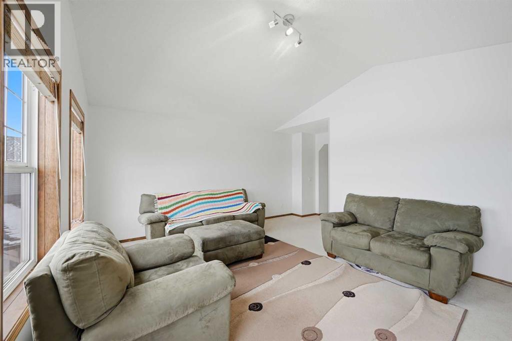 125 Panamount Heath Nw, Calgary, Alberta  T3K 6J9 - Photo 24 - A2291772