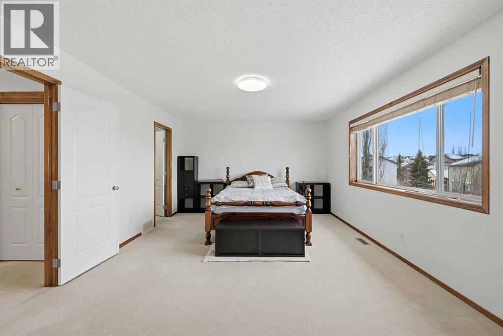 125 Panamount Heath Nw, Calgary, Alberta  T3K 6J9 - Photo 15 - A2291772