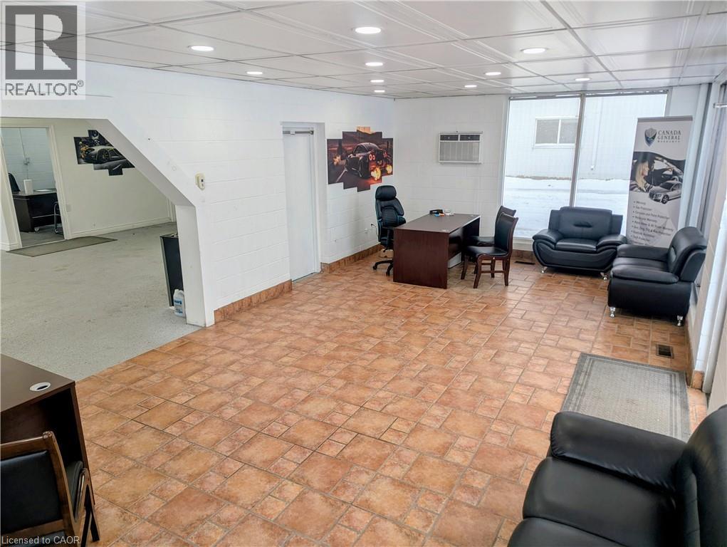 325 Weber Street N, Waterloo, Ontario  N2J 3H8 - Photo 4 - 40811944