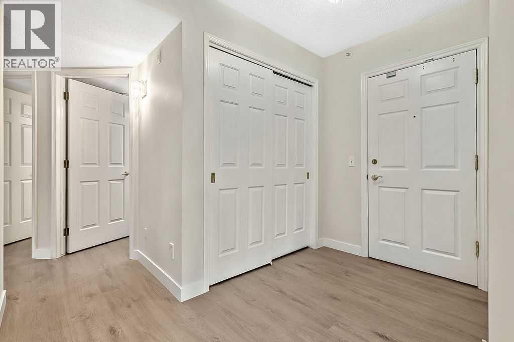 1103, 1103 Hawksbrow Point Nw, Calgary, Alberta  T3G 4C9 - Photo 15 - A2292667