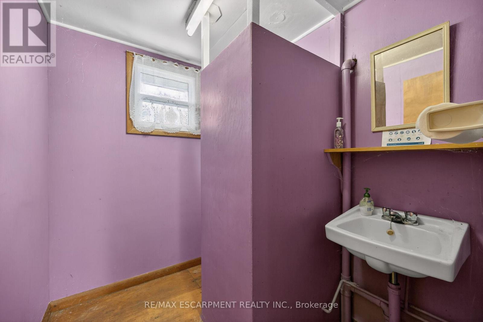 952 Concession 2 Walpole, Haldimand (Nanticoke), Ontario  N0A 1L0 - Photo 21 - X12882438